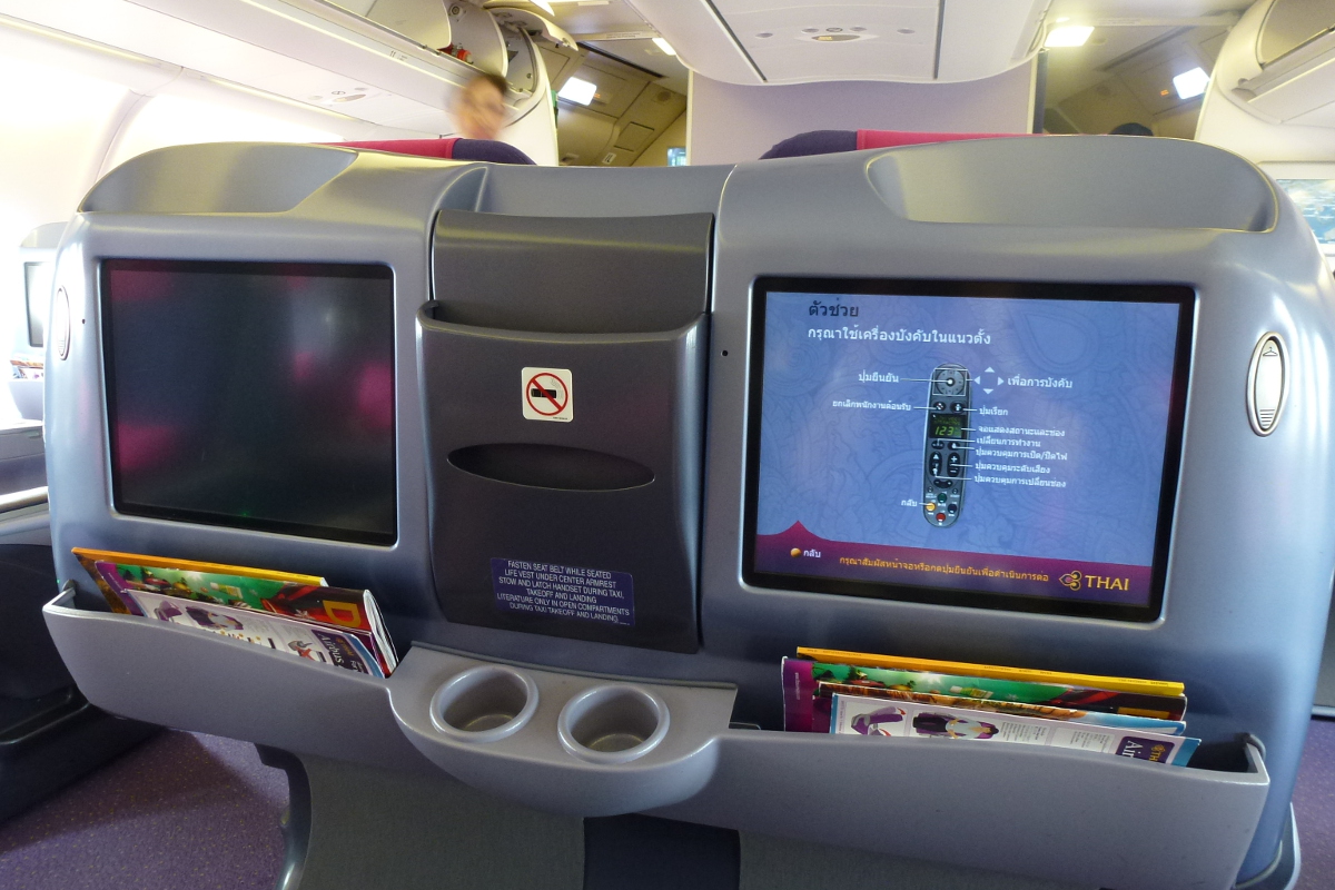 A Short Trip in Thai Airways Royal Silk Class