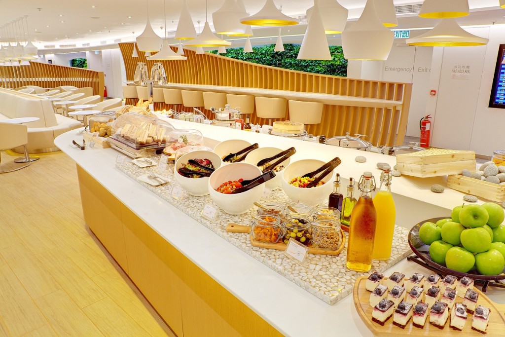 Skyteam lounge - Buffet